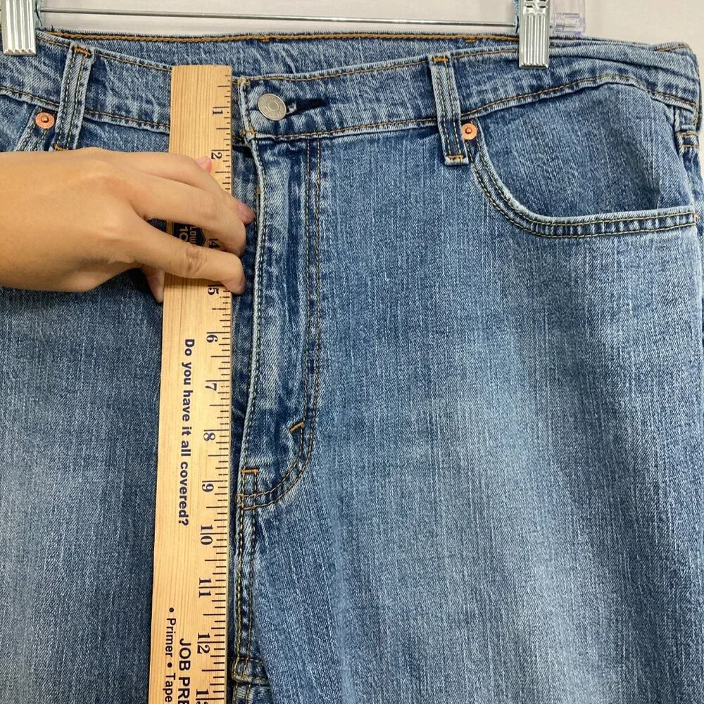 Levi’s 541‎ Men’s size 40x28 Blue Athletic Fit Jeans Casual
